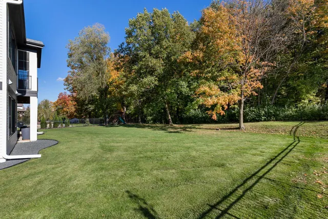 $2,395,000 | 6505 Hawks Pointe Lane, Excelsior, MN 55331