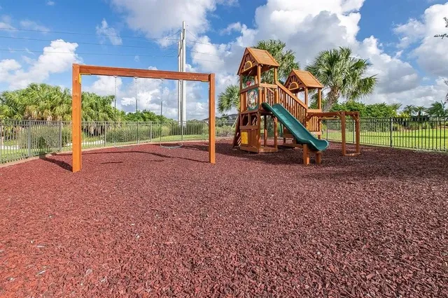 $3,500 | 907 Tidewater Shores Loop, Unit 411, Bradenton, FL 34208