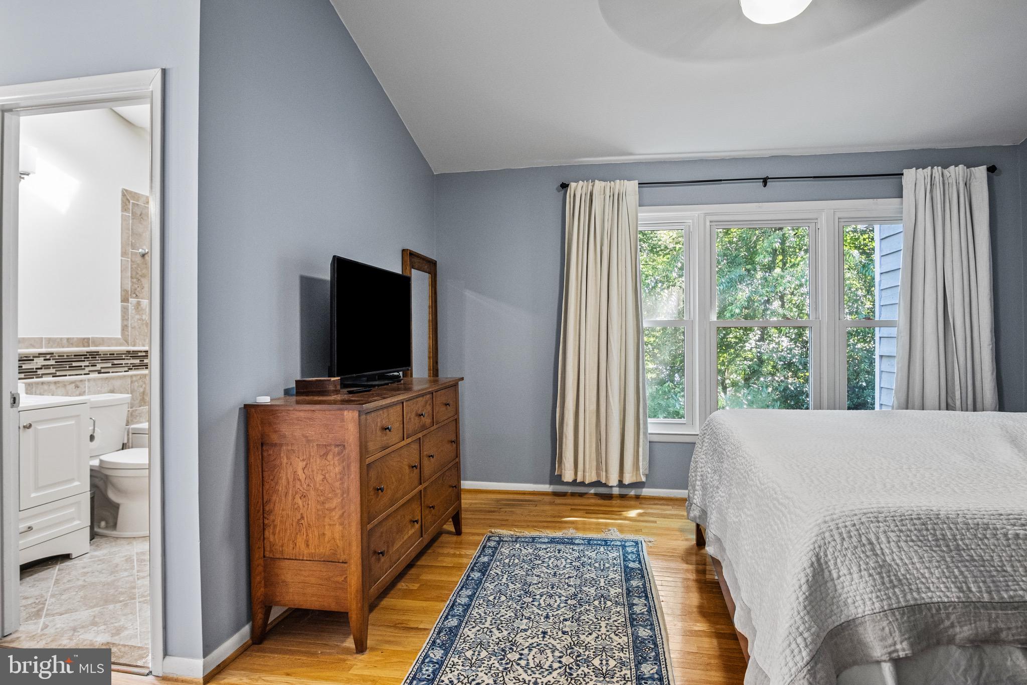 1430 Newport Spring Court Reston, VA 20194 - Photo 11 of 34