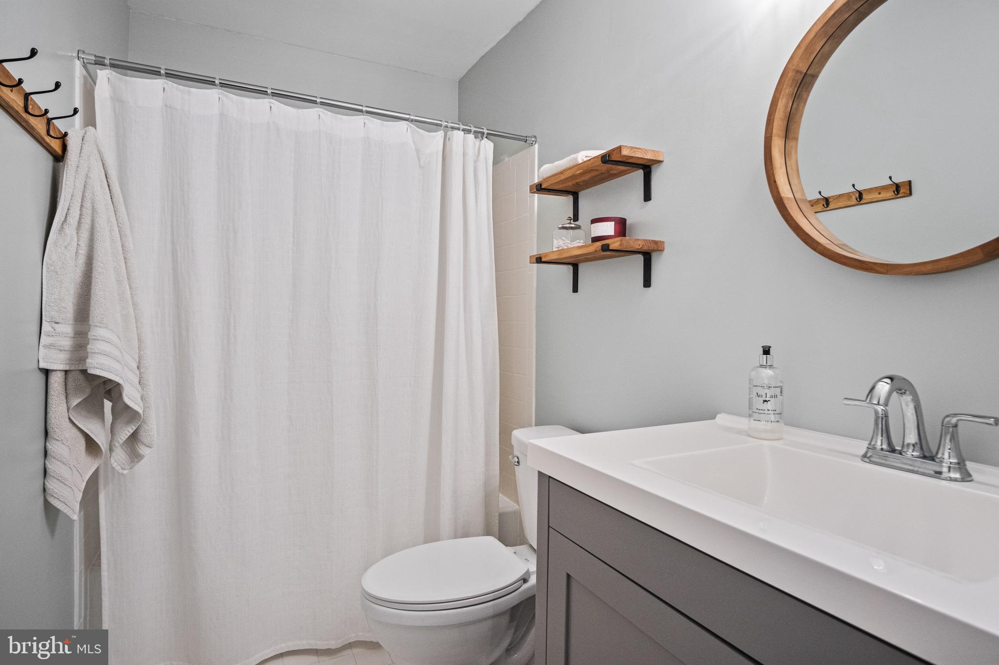 1430 Newport Spring Court Reston, VA 20194 - Photo 23 of 34