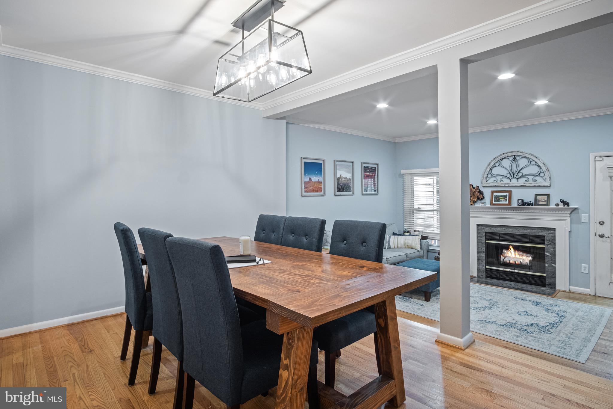 1430 Newport Spring Court Reston, VA 20194 - Photo 8 of 34