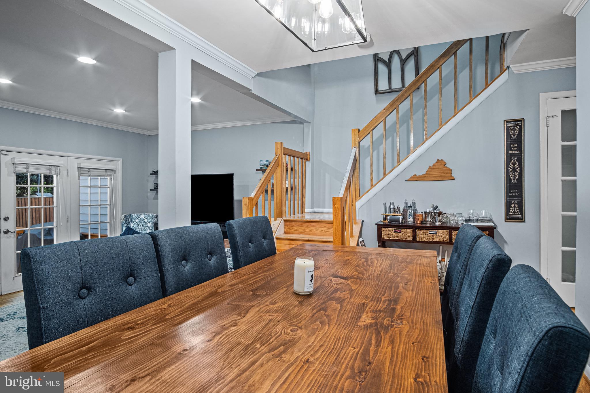 1430 Newport Spring Court Reston, VA 20194 - Photo 9 of 34