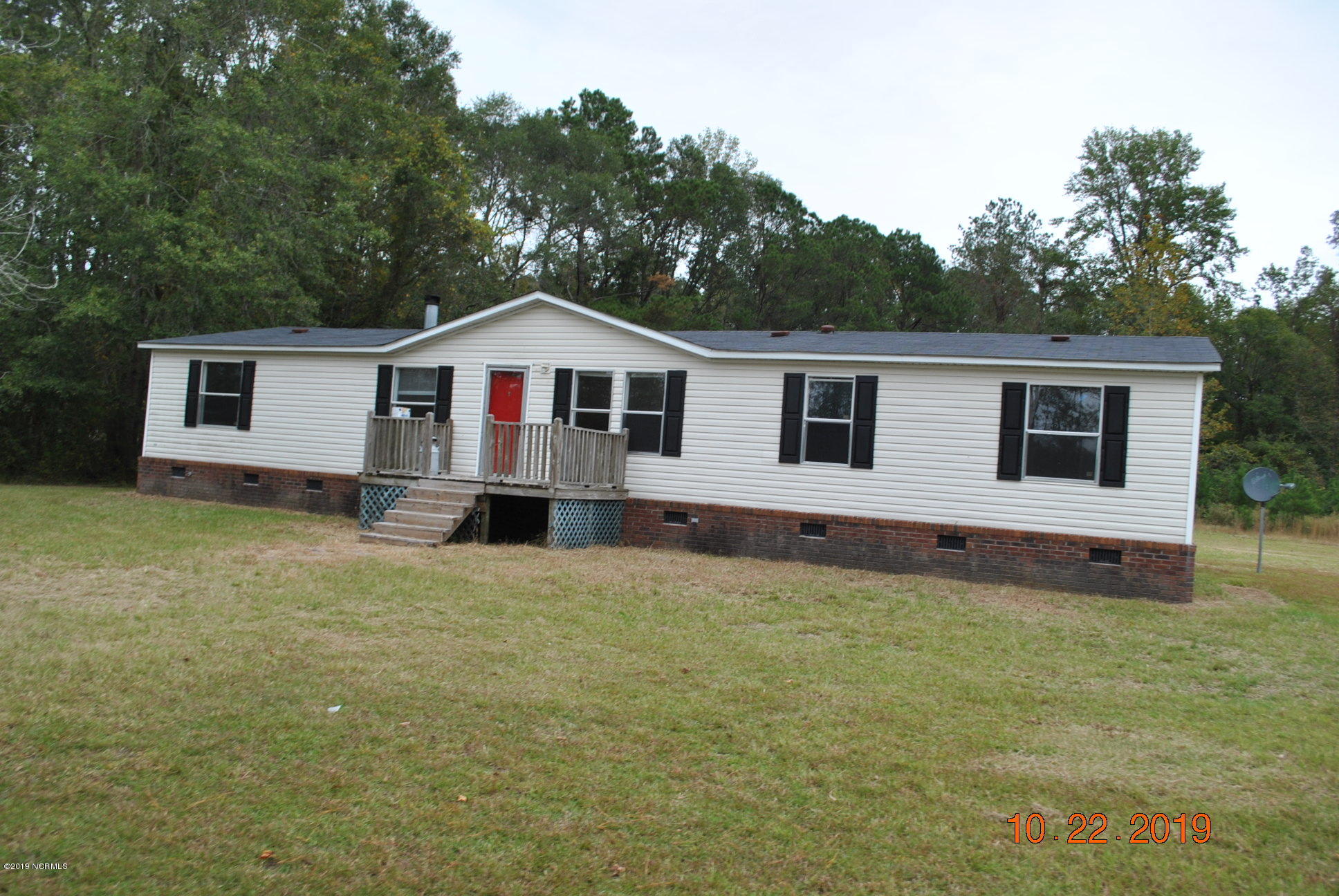 319 Fowler Manning Road Richlands, NC 28574 - Photo 2 of 18 DSC_0667