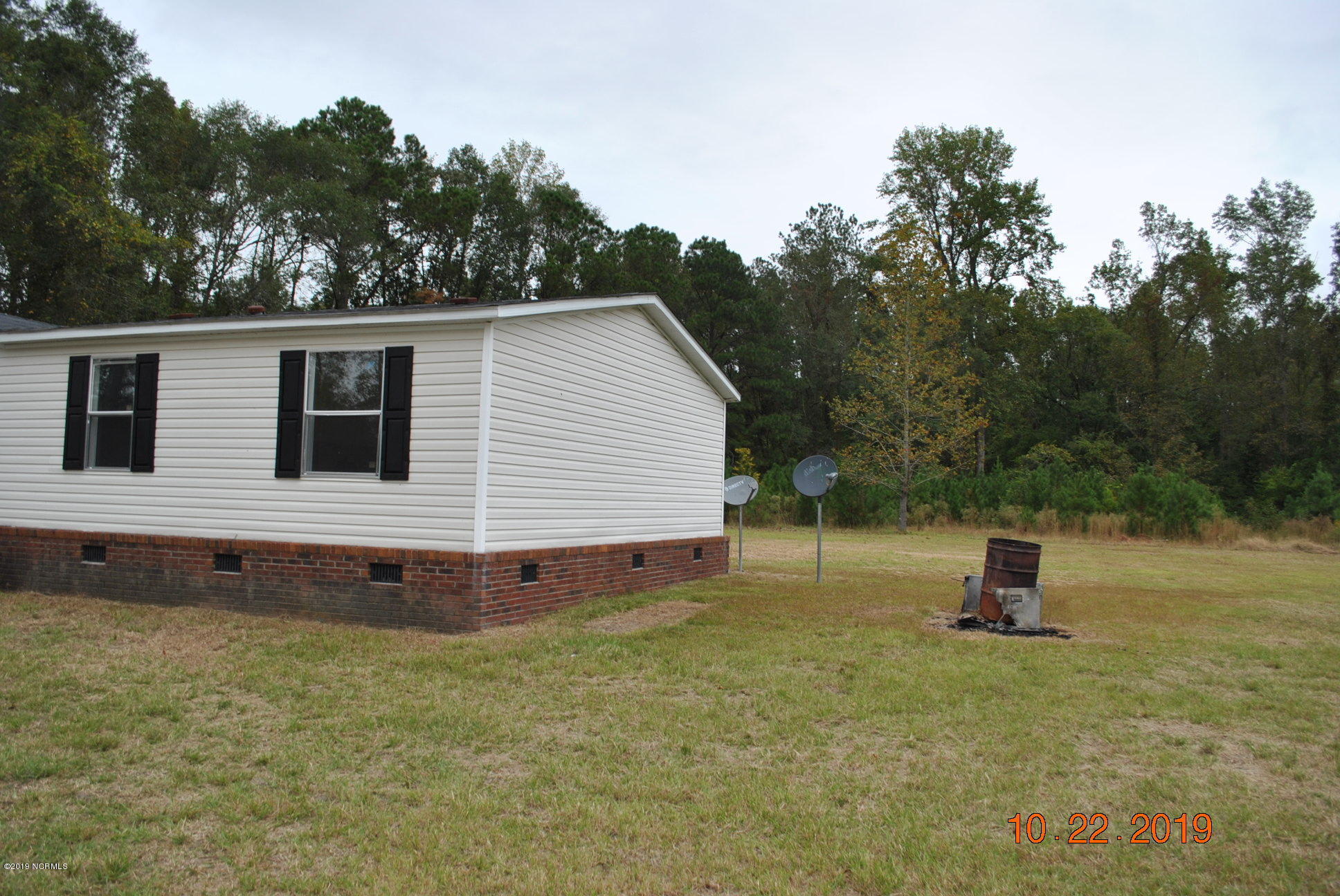 319 Fowler Manning Road Richlands, NC 28574 - Photo 3 of 18 DSC_0668