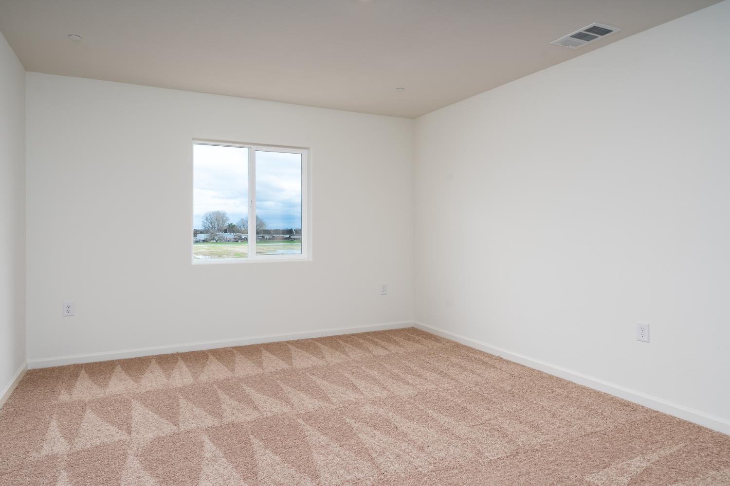 2290 Travis Court Newman, CA 95360 - Photo 9 of 17