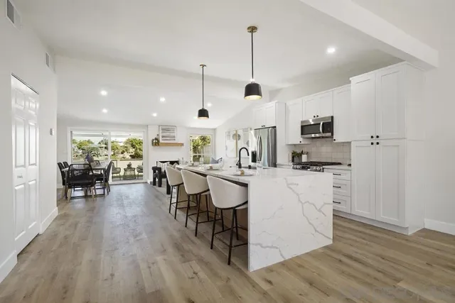 $1,149,999 | 3425 Angwin Drive, San Diego, CA 92123