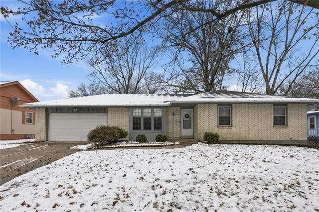 $280,000 | 2331 North 73rd Terrace, Kansas City, KS 66109