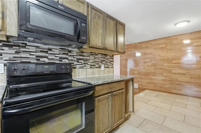 $280,000 | 2331 North 73rd Terrace, Kansas City, KS 66109