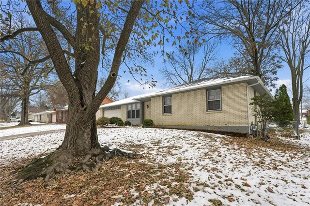 $280,000 | 2331 North 73rd Terrace, Kansas City, KS 66109