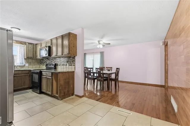 $280,000 | 2331 North 73rd Terrace, Kansas City, KS 66109