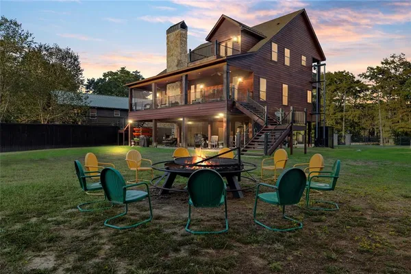 $875,000 | 742 Private Road 7219, Jefferson, TX 75657