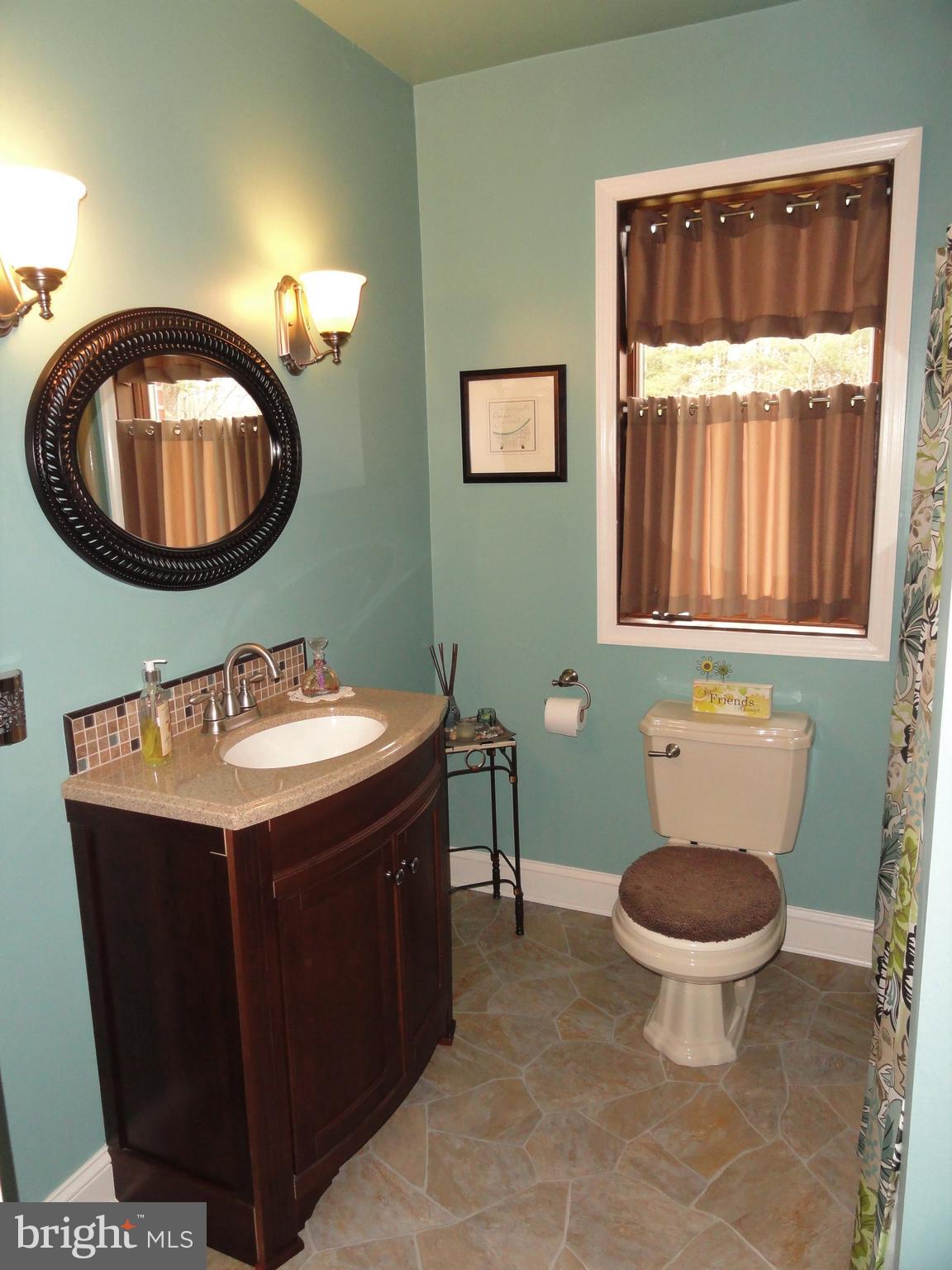 793 Henning Road Perkiomenville, PA 18074 - Photo 18 of 67 Full bath adjoining kitchen and dining rooms