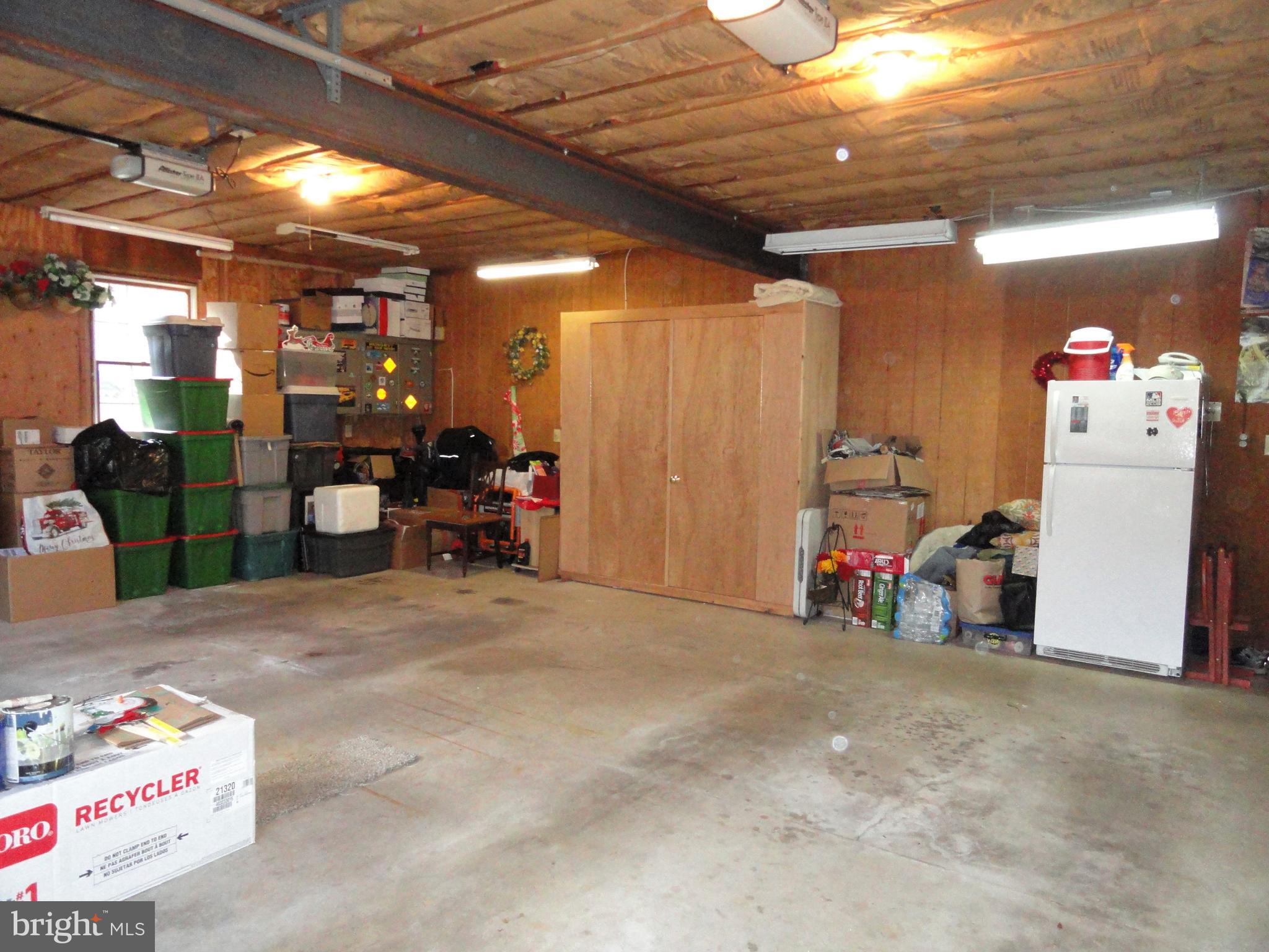 793 Henning Road Perkiomenville, PA 18074 - Photo 46 of 67 Steel beam; no posts to avoid with your car doors.