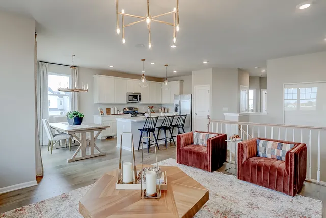 $439,990 | 400 Comstock Road, South Elgin, IL 60177