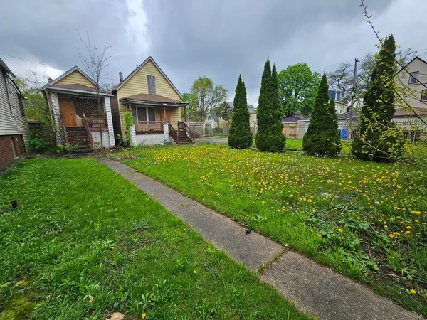 $89,900 | 11920 South Calumet Avenue, Chicago, IL 60628