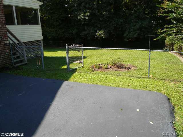2830 Delfin Road Midlothian, VA 23112 - Photo 5 of 6 Exterior Front