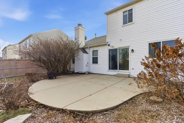 $3,200 | 1604 Tara Belle Parkway, Naperville, IL 60564