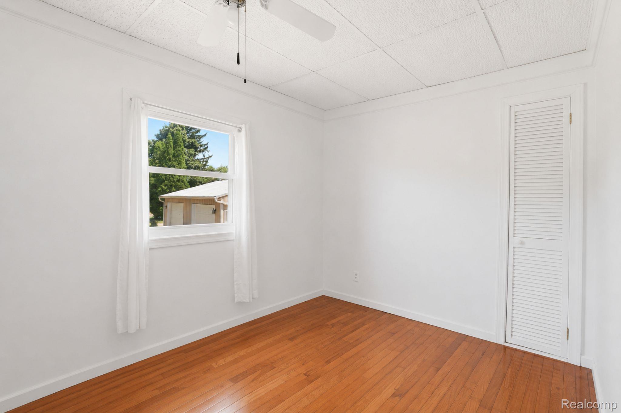208 Flushing Street Gaines, MI 48436 - Photo 13 of 38