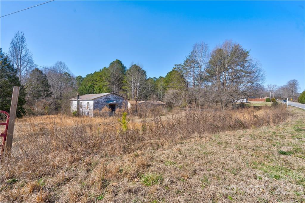 3305 Philadelphia Church Road Dallas, NC 28034 - Photo 3 of 6 Gallery Image 3
