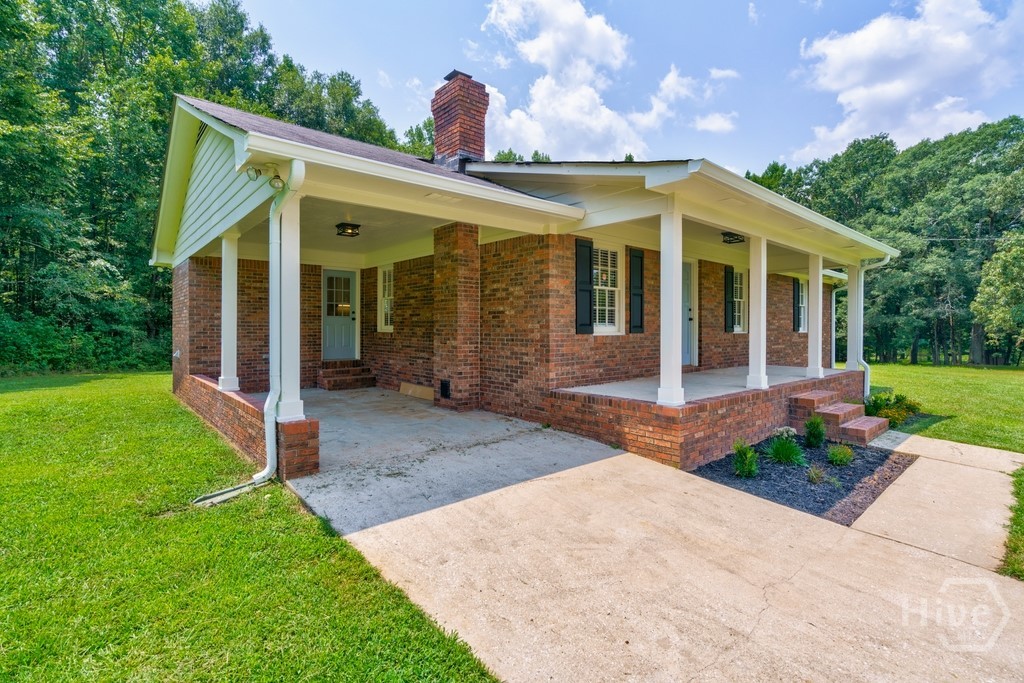 1551 Hebron Church Road Statham, GA 30666 - Photo 3 of 16