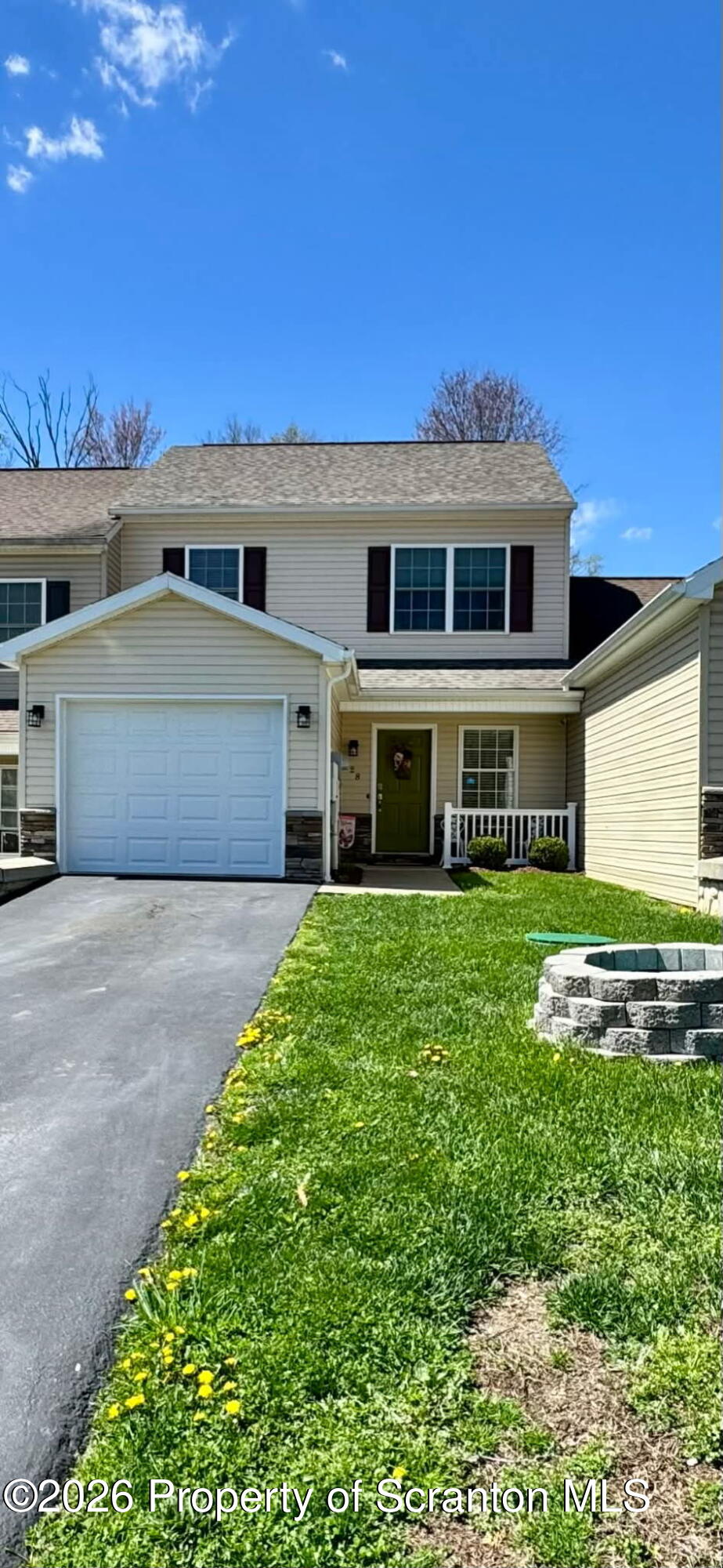 28 Harding Avenue Nicholson, PA 18446 - Photo 3 of 17 1000004999 (1)