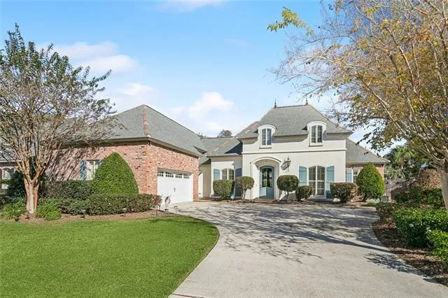 $744,900 | 11 Tara Lane, Mandeville, LA 70471