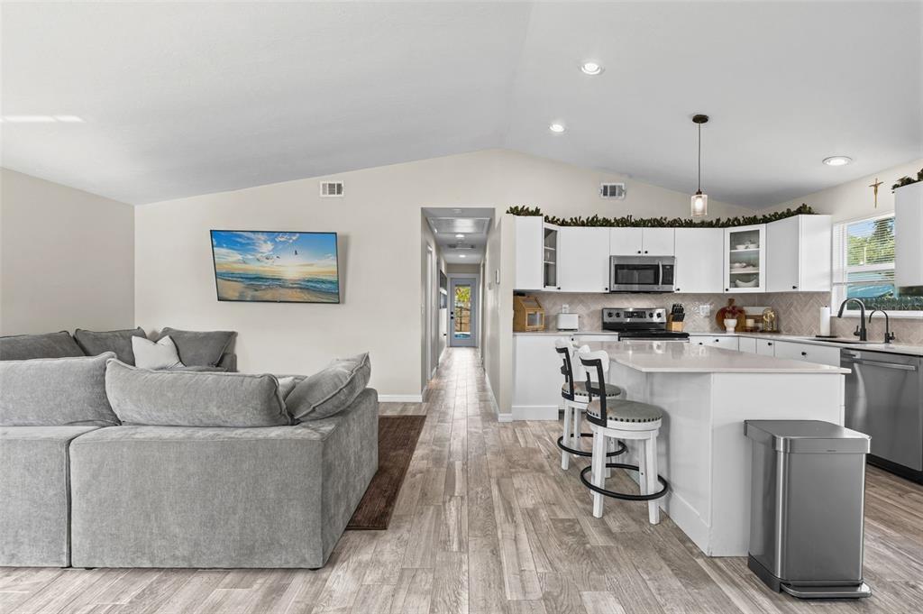 429 Patterson Avenue Osprey, FL 34229 - Photo 2 of 46