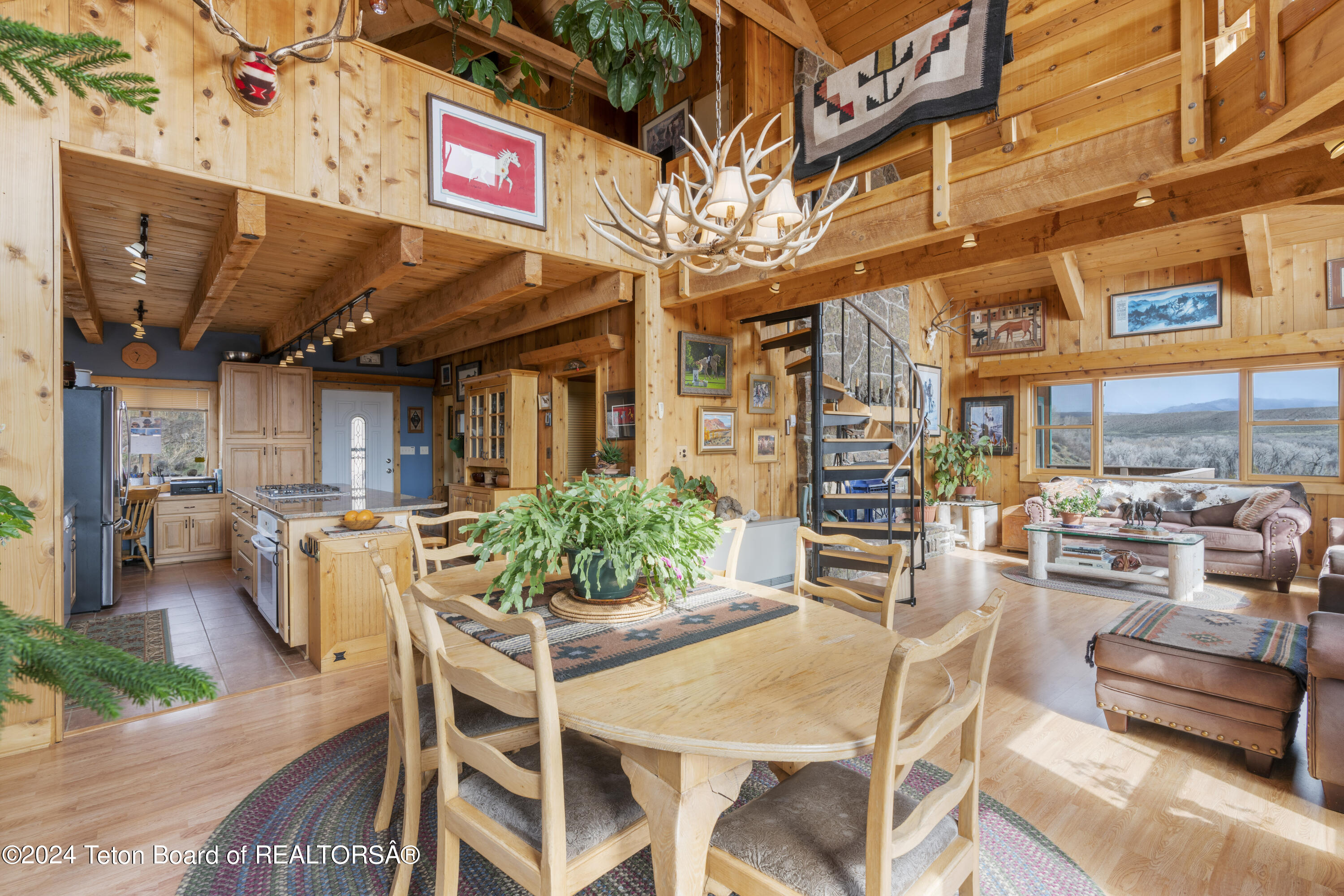 581 East Fork Road Dubois, WY 82513 - Photo 30 of 73 _DSC9353