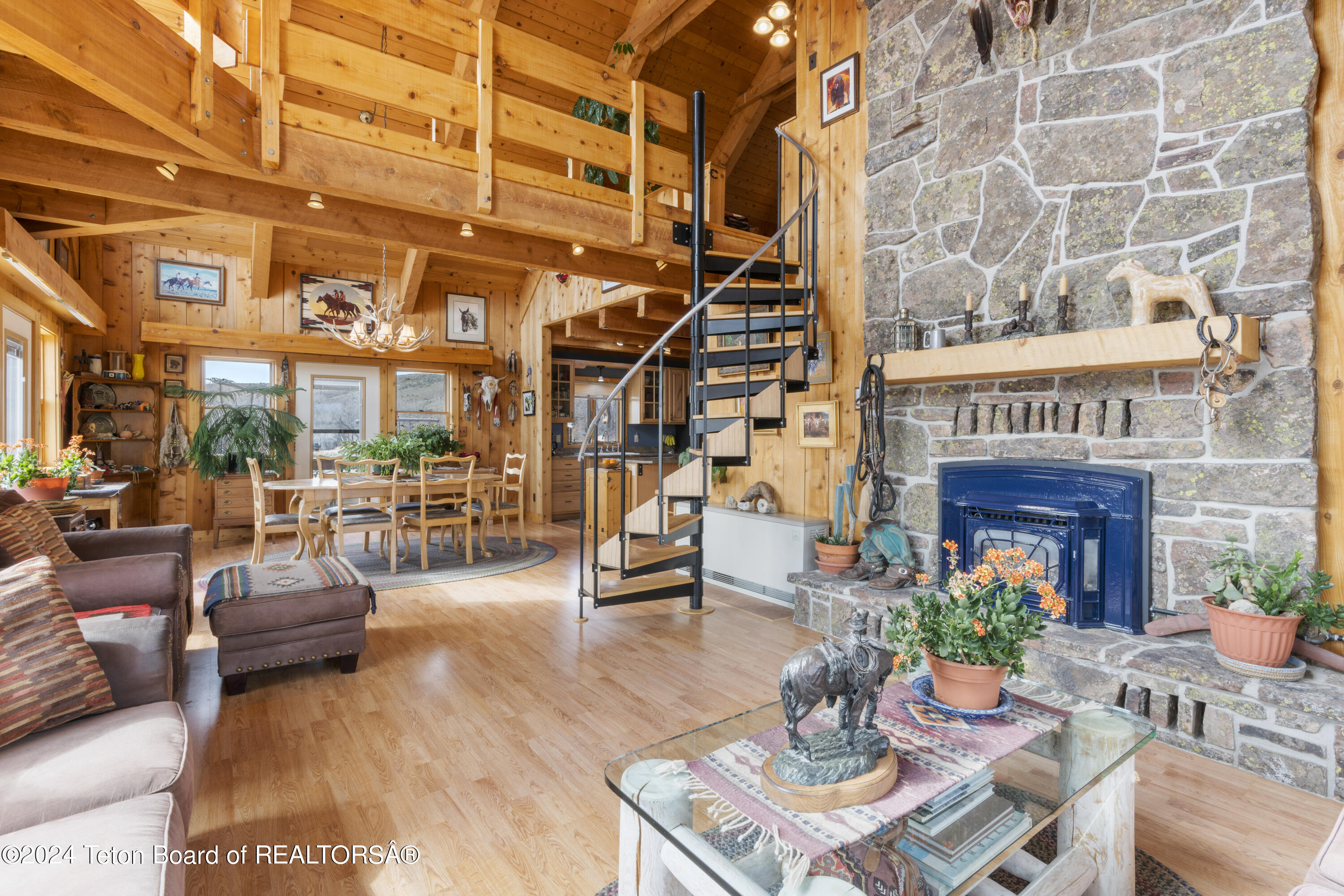 581 East Fork Road Dubois, WY 82513 - Photo 36 of 73 _DSC9415