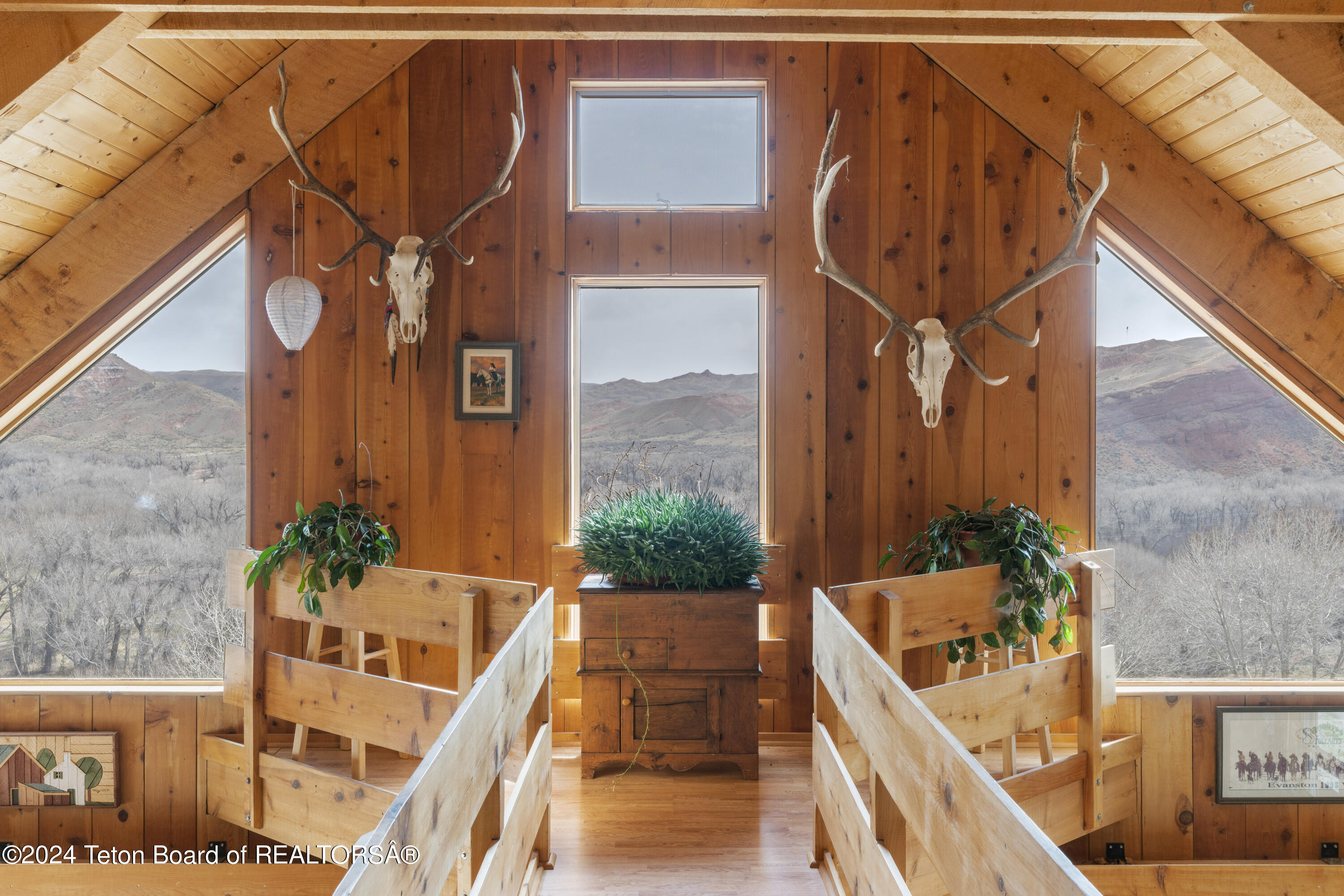 581 East Fork Road Dubois, WY 82513 - Photo 38 of 73 _DSC9430