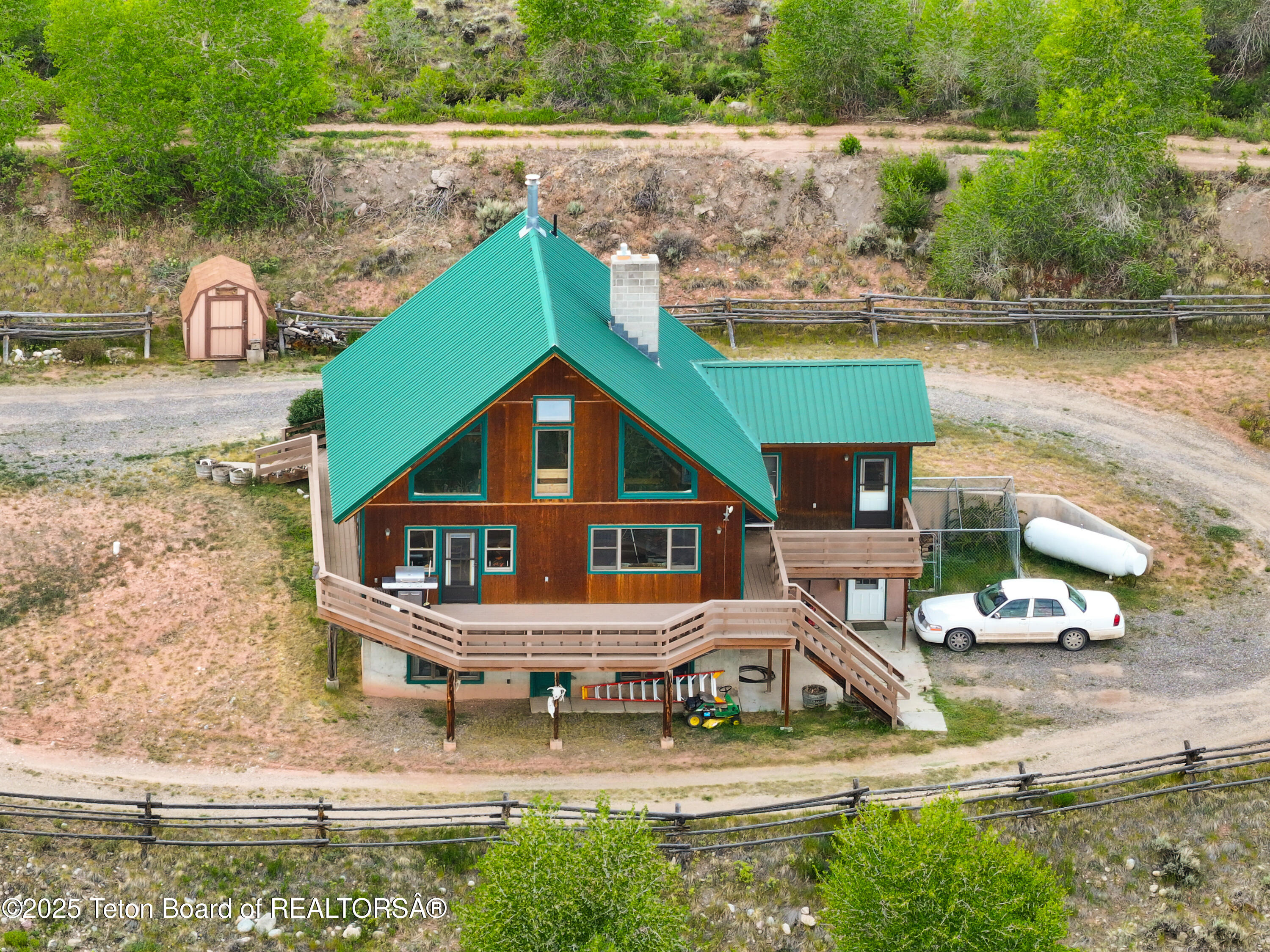 581 East Fork Road Dubois, WY 82513 - Photo 67 of 73 04
