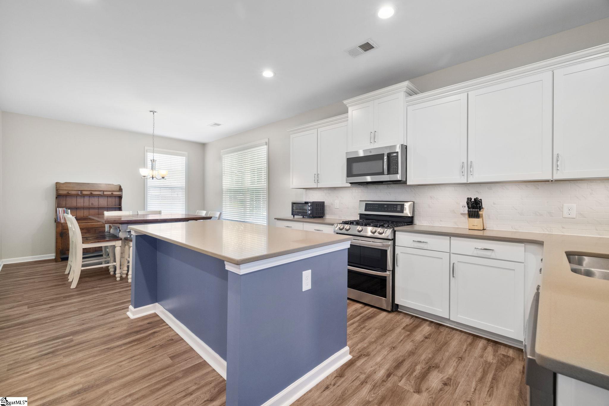 326 Avendell Drive Easley, SC 29642 - Photo 15 of 47