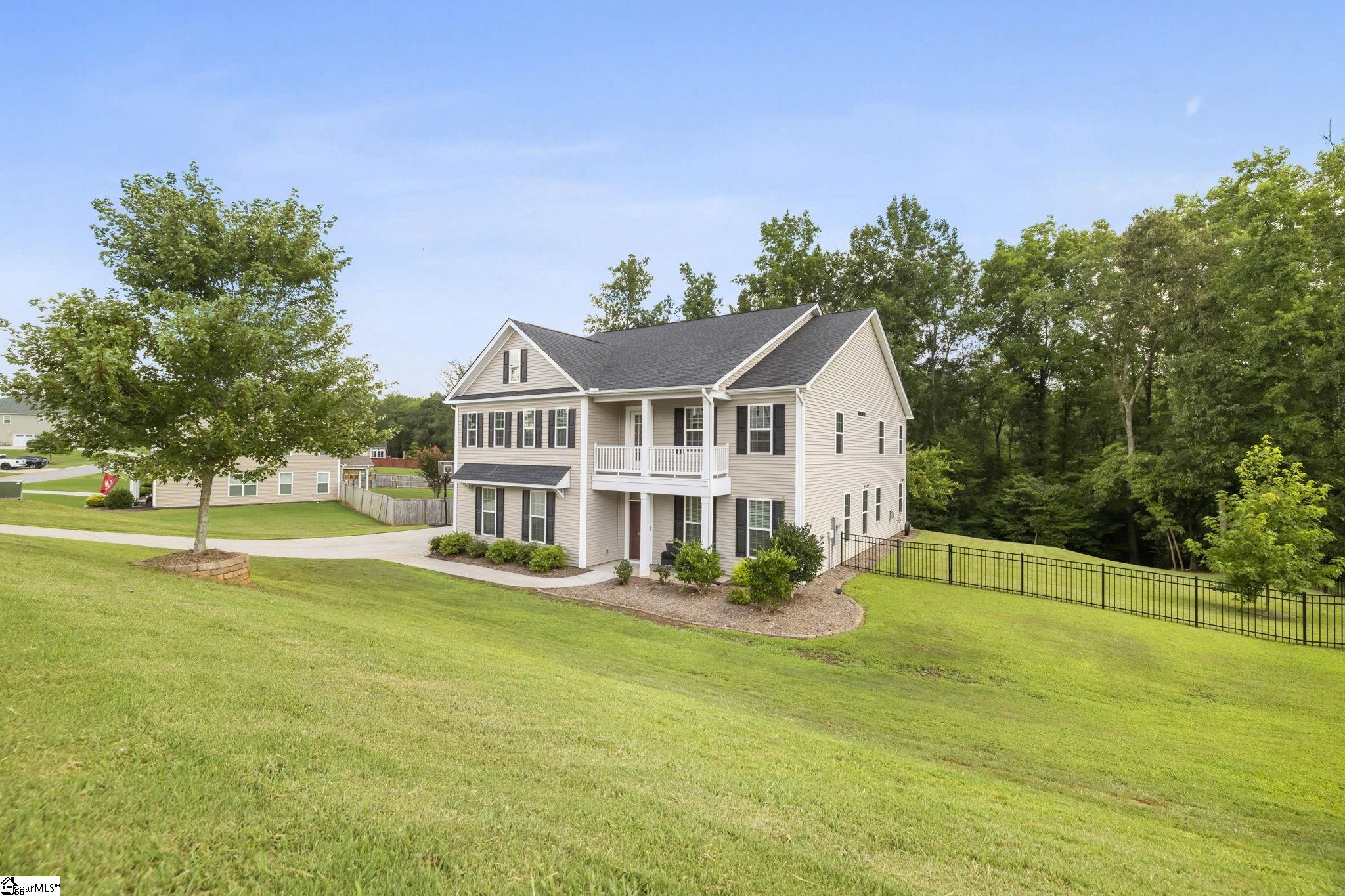 326 Avendell Drive Easley, SC 29642 - Photo 3 of 47