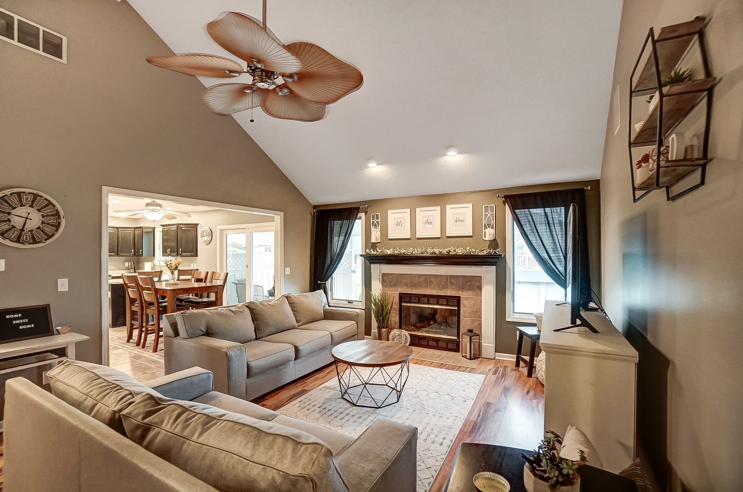 734 West Wallen Road Fort Wayne, IN 46825 - Photo 8 of 36 Gallery Image 8