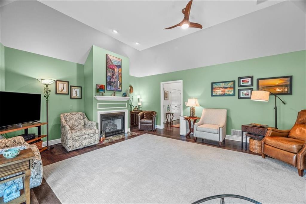 501 Farndale Road Pittsburgh, PA 15215 - Photo 12 of 50 Gallery Image 12