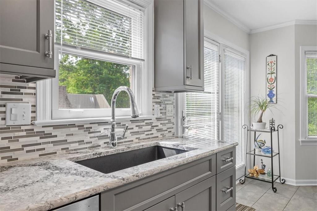 501 Farndale Road Pittsburgh, PA 15215 - Photo 18 of 50 Gallery Image 18
