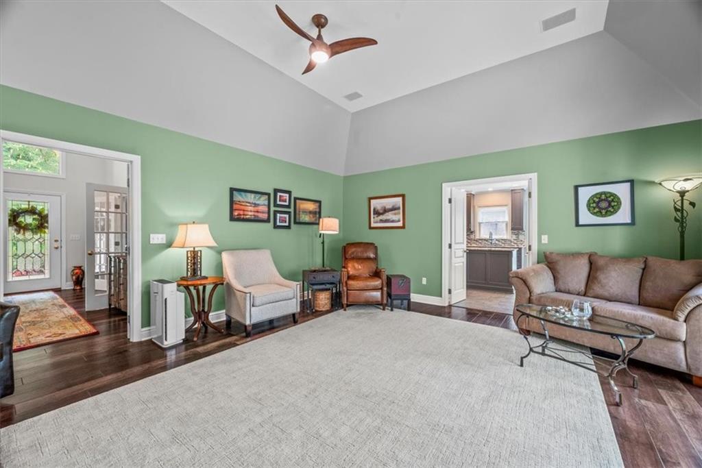 501 Farndale Road Pittsburgh, PA 15215 - Photo 9 of 50 Gallery Image 9