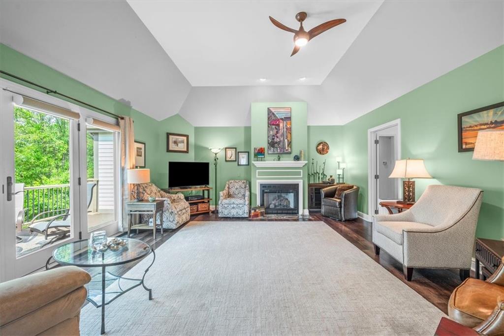 501 Farndale Road Pittsburgh, PA 15215 - Photo 10 of 50 Gallery Image 10