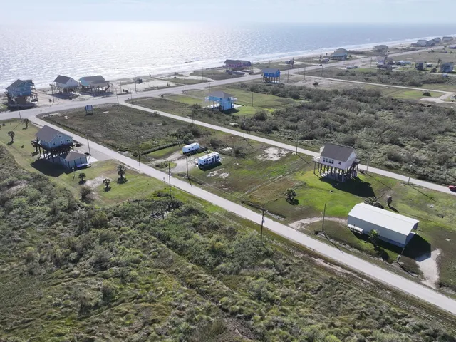 $35,000 | 1144 Waco, Port Bolivar, TX 77650