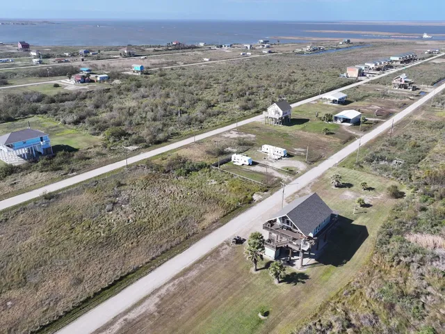 $35,000 | 1144 Waco, Port Bolivar, TX 77650