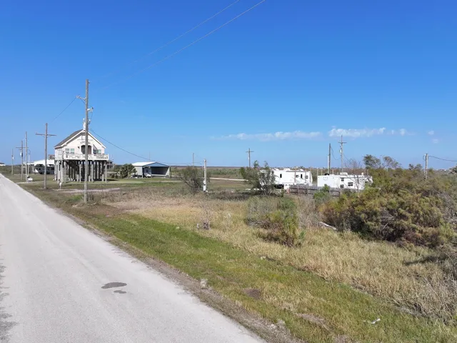 $35,000 | 1144 Waco, Port Bolivar, TX 77650