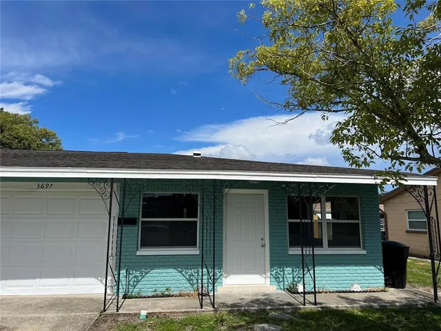 $1,700 | 3697 59th Way North, St. Petersburg, FL 33710