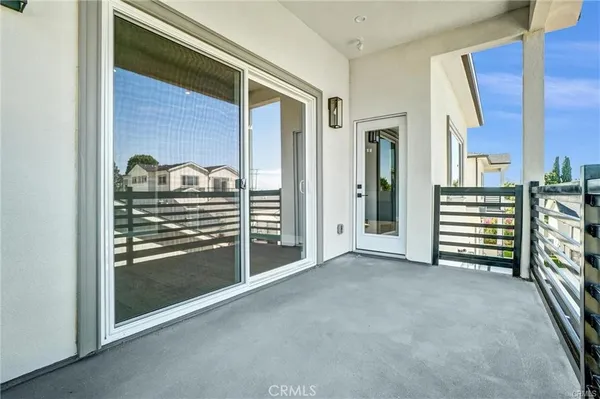 $7,950 | 2128 West 238th Street, Torrance, CA 90501