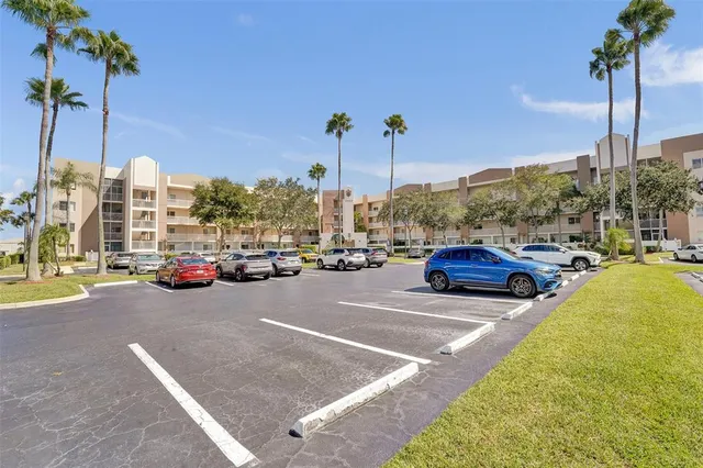 $180,000 | 9563 Weldon Circle, Unit D212, Tamarac, FL 33321