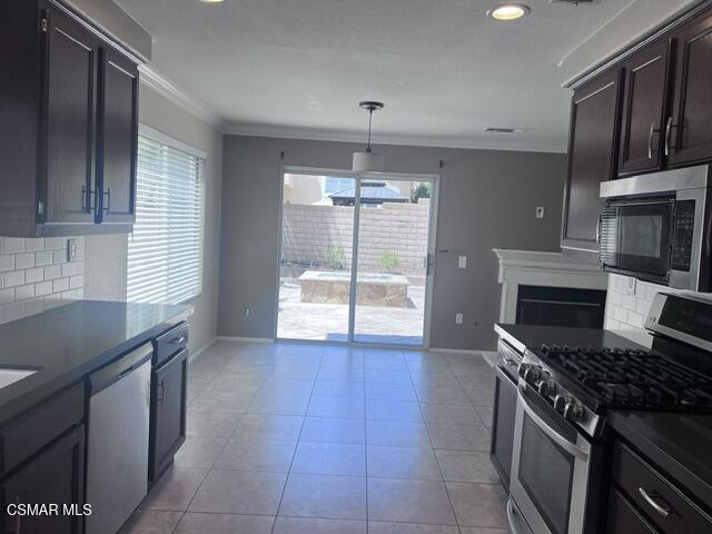 6769 Cowboy Street Simi Valley, CA 93063 - Photo 12 of 40 IMG_1808