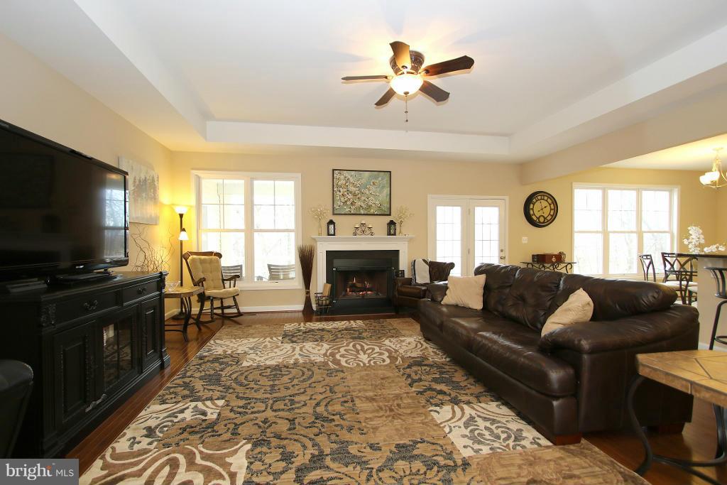 8318 Salem Ridge Road Marshall, VA 20115 - Photo 8 of 30 Family Room