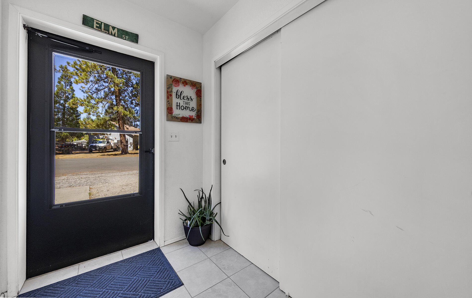 467 Martin Way Chester, CA 96020 - Photo 17 of 39 a view of a hallway with wooden floor and table