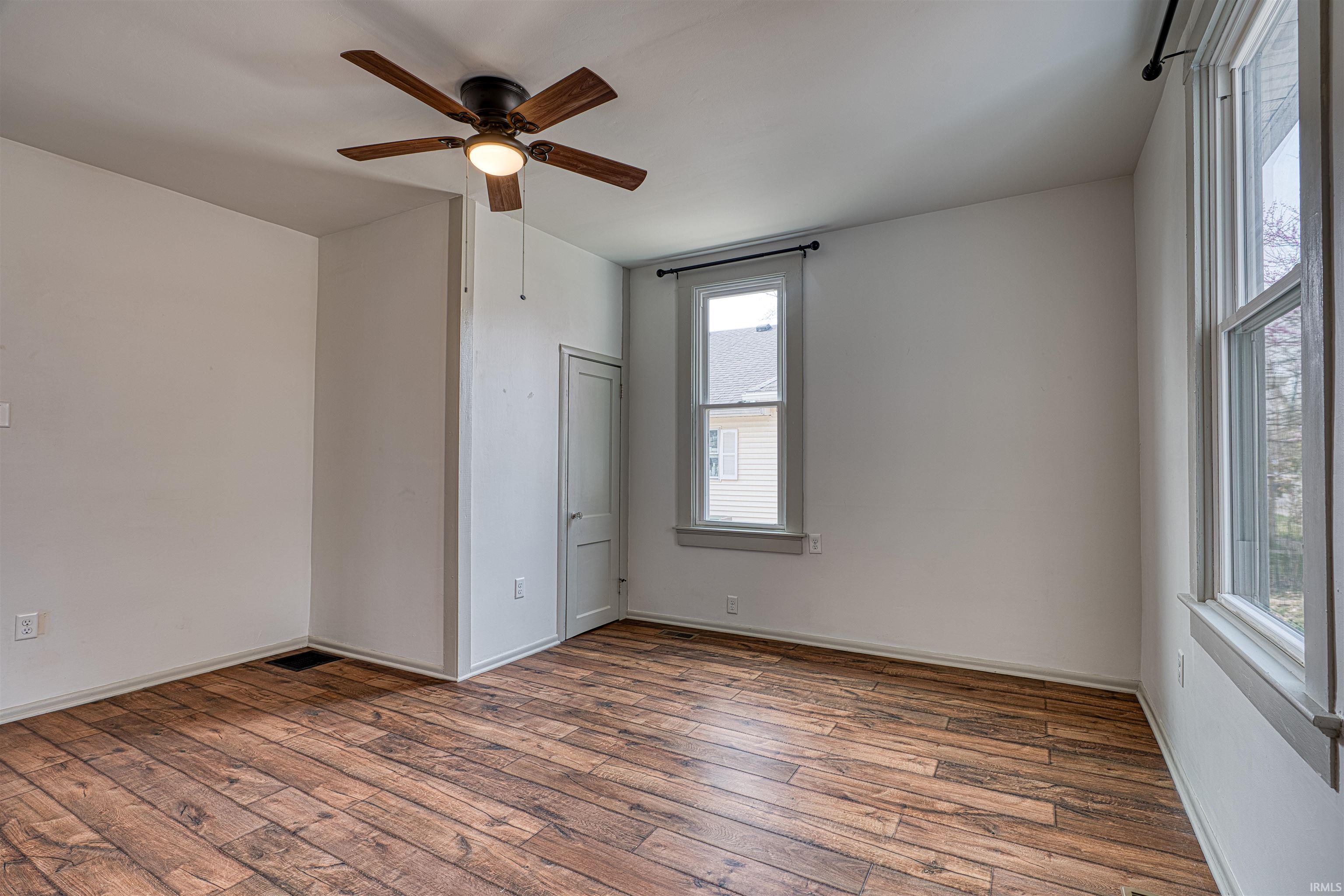 413 West Main Street Newburgh, IN 47630 - Photo 13 of 33