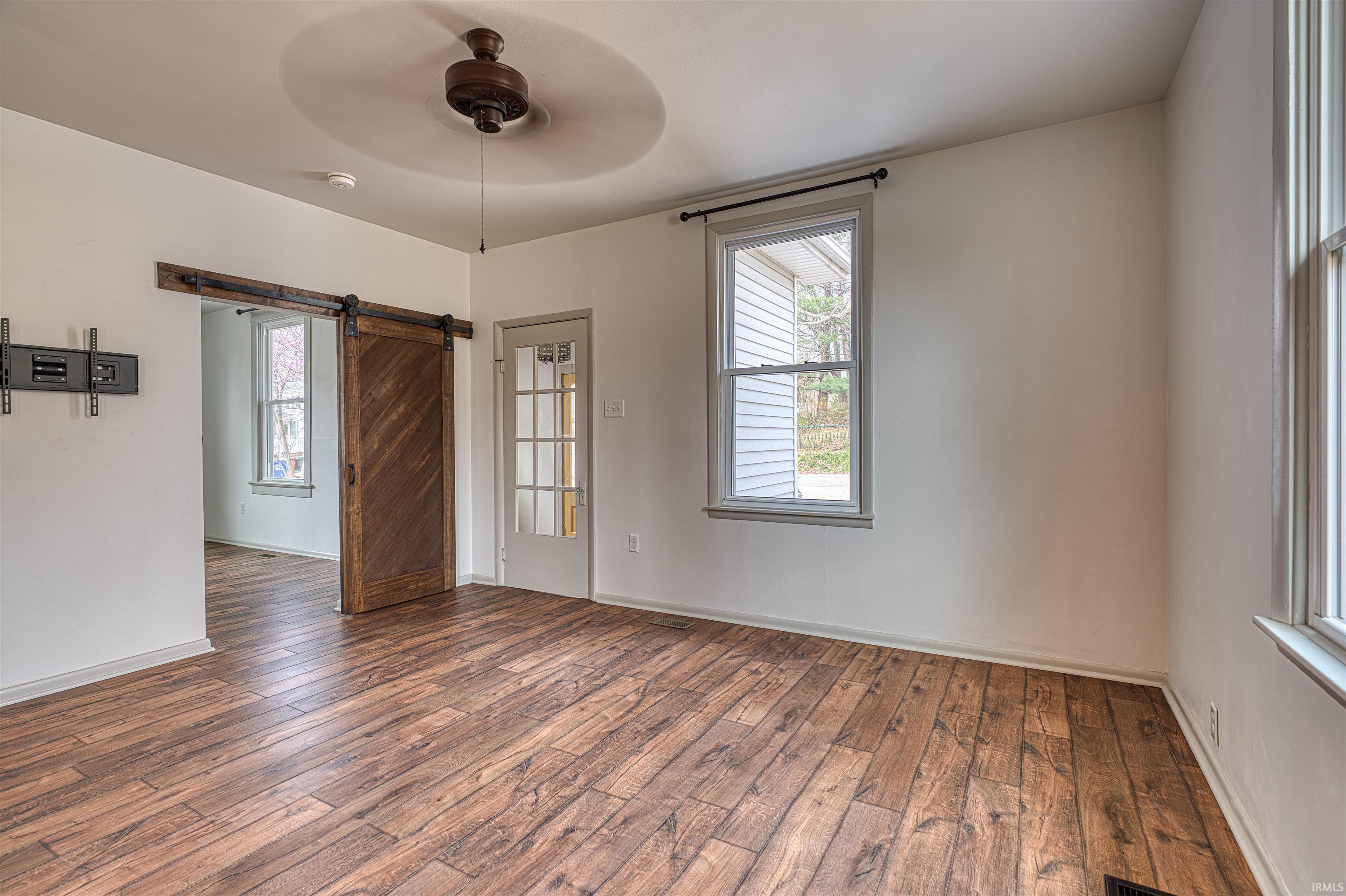 413 West Main Street Newburgh, IN 47630 - Photo 16 of 33