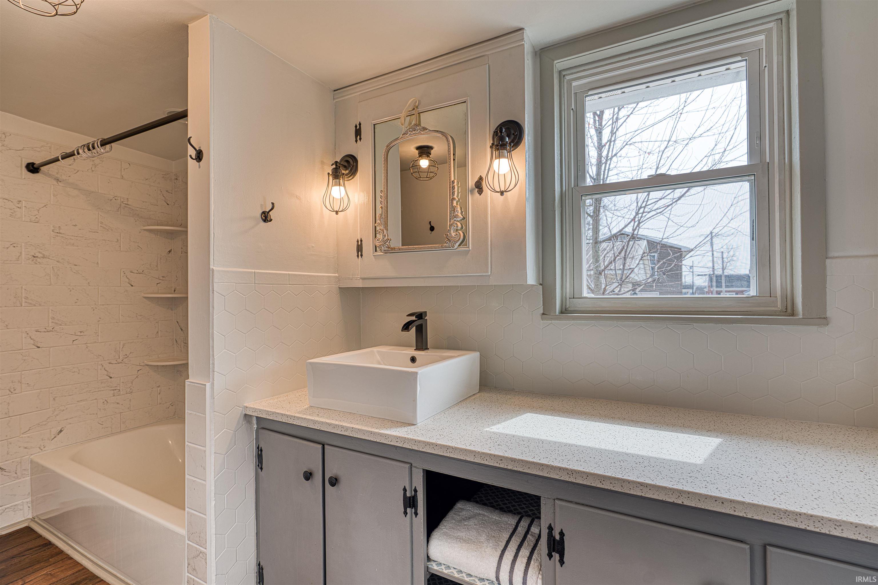 413 West Main Street Newburgh, IN 47630 - Photo 19 of 33